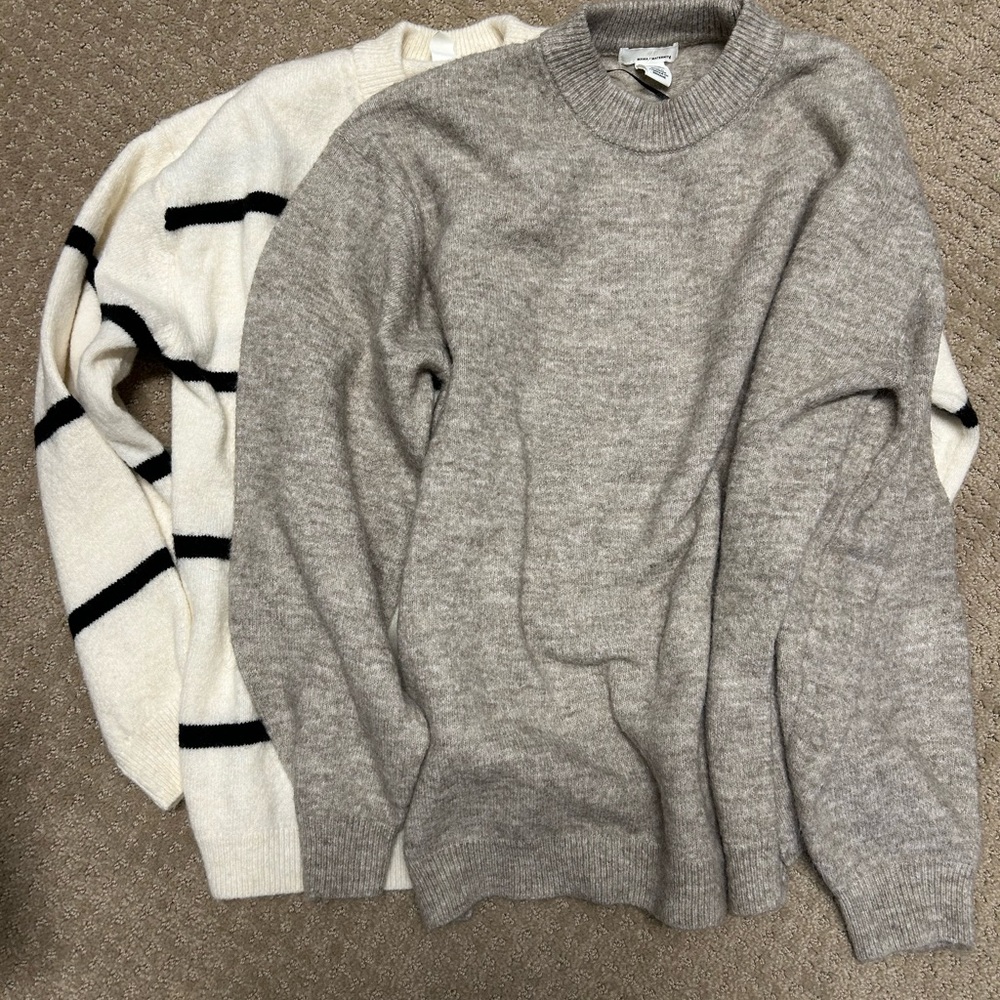 H&M Maternity Sweaters